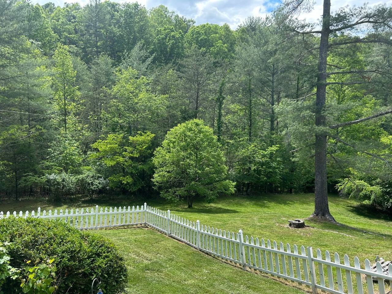 212 Georgetown Rd - Photo 2 of 27