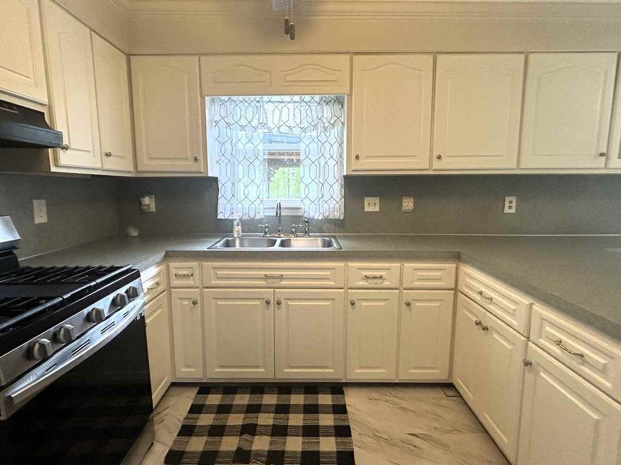 212 Georgetown Rd - Photo 6 of 27