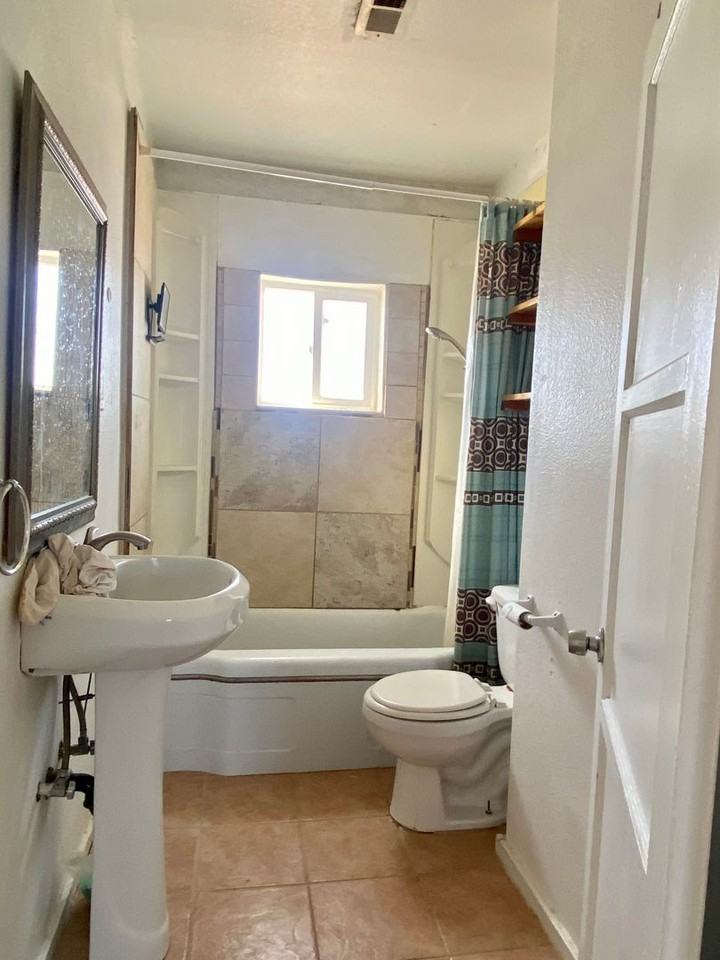 215 W Haloid Ave - Photo 5 of 7