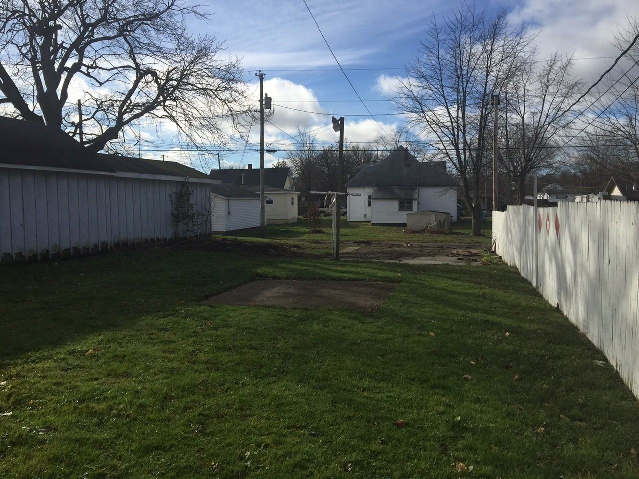 1004 S Columbia St - Photo 2 of 23