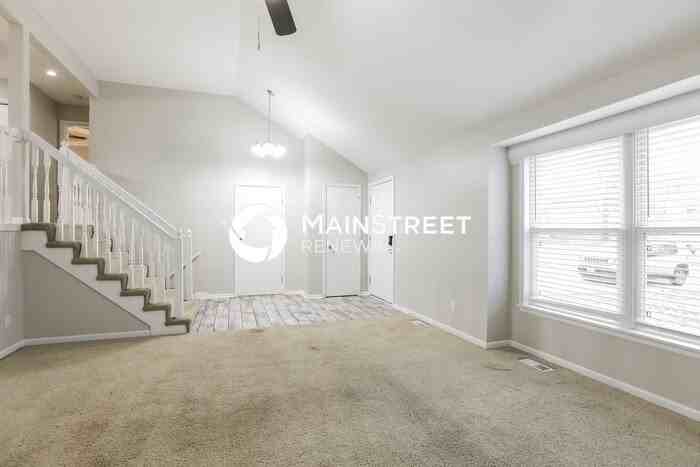 410 Regency Park St - Photo 3 of 18