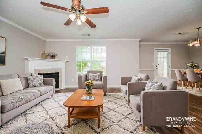 1178 Dunaway Dr - Photo 3 of 23