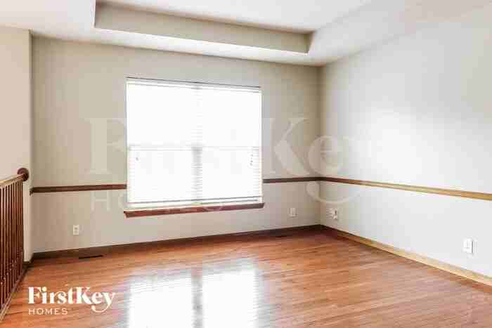 1709 Shelby Dr - Photo 2 of 16