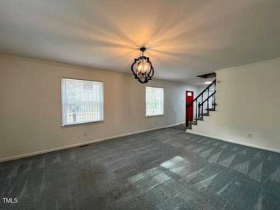 1517 Peace St - Photo 2 of 5