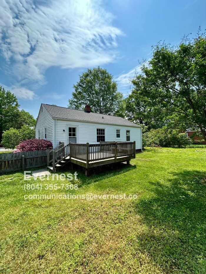1016 Boroughbridge Rd - Photo 2 of 23