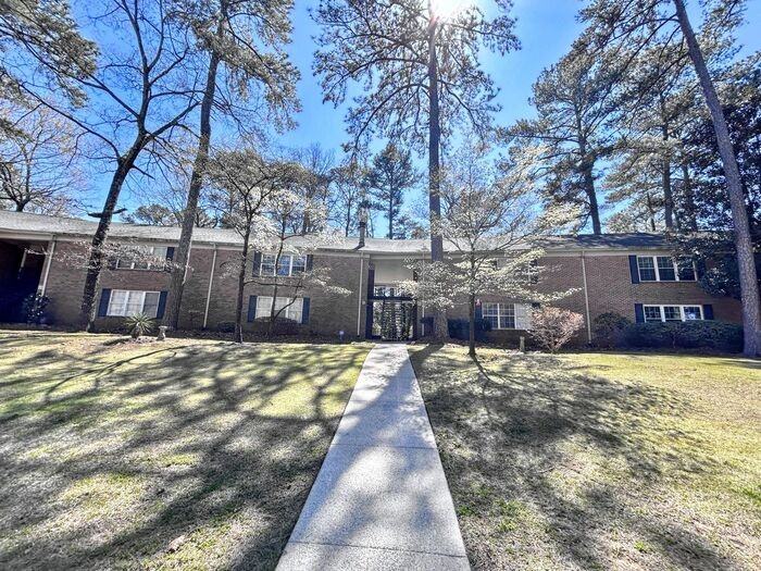 2086 Montreat Cir - Photo 2 of 19