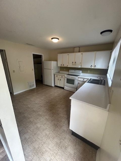 407 4th St #13 - Photo 3 of 10