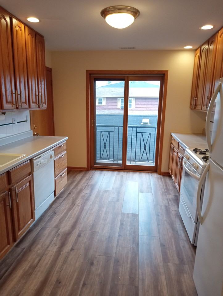 6572 North Northwest Highway #2S - Photo 2 of 13