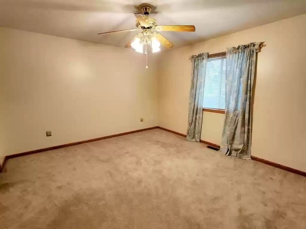 1301 Sierra Dr #NA - Photo 7 of 21