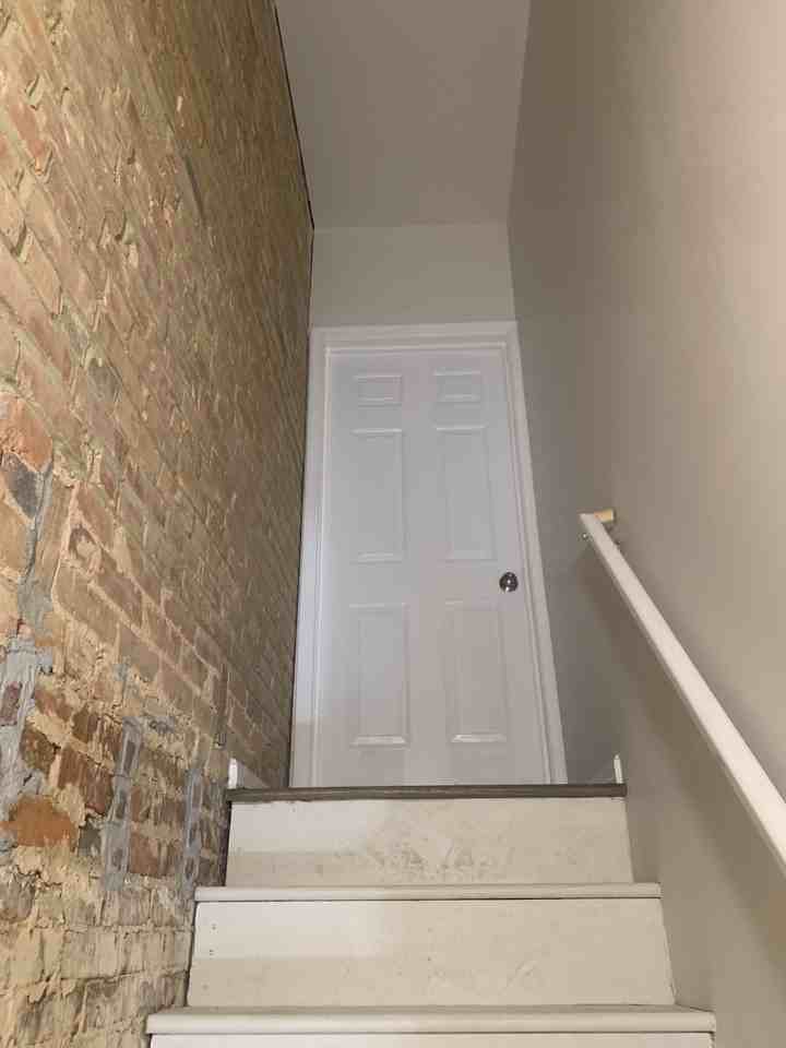 912 Newington Ave #A - Photo 2 of 12