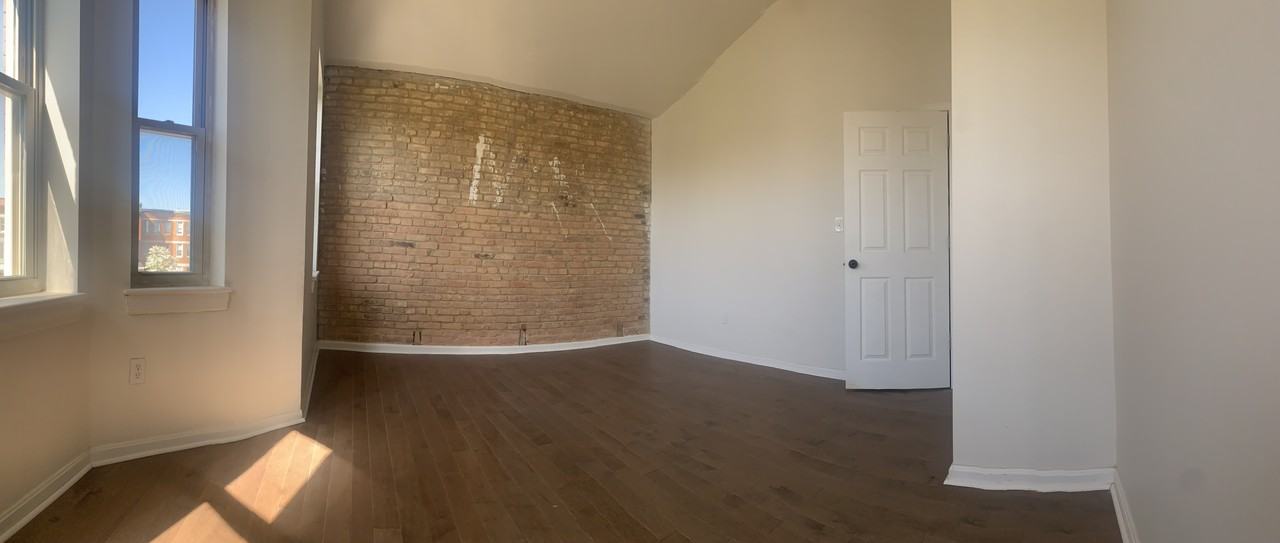 912 Newington Ave #A - Photo 3 of 12