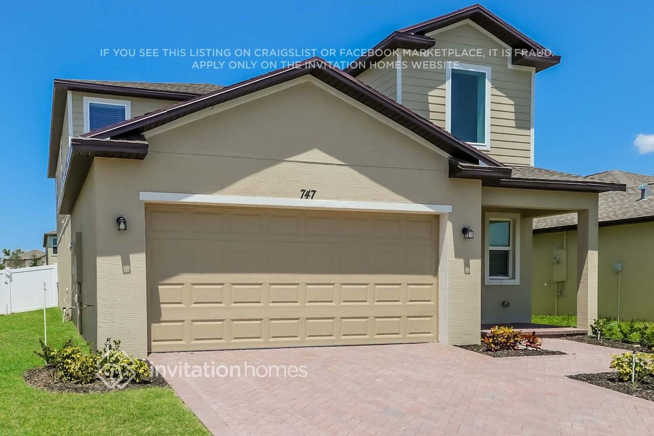 747 Carlyle Way - Photo 4 of 18