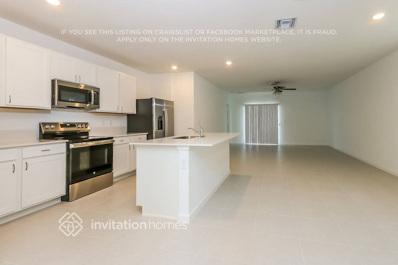 747 Carlyle Way - Photo 7 of 18