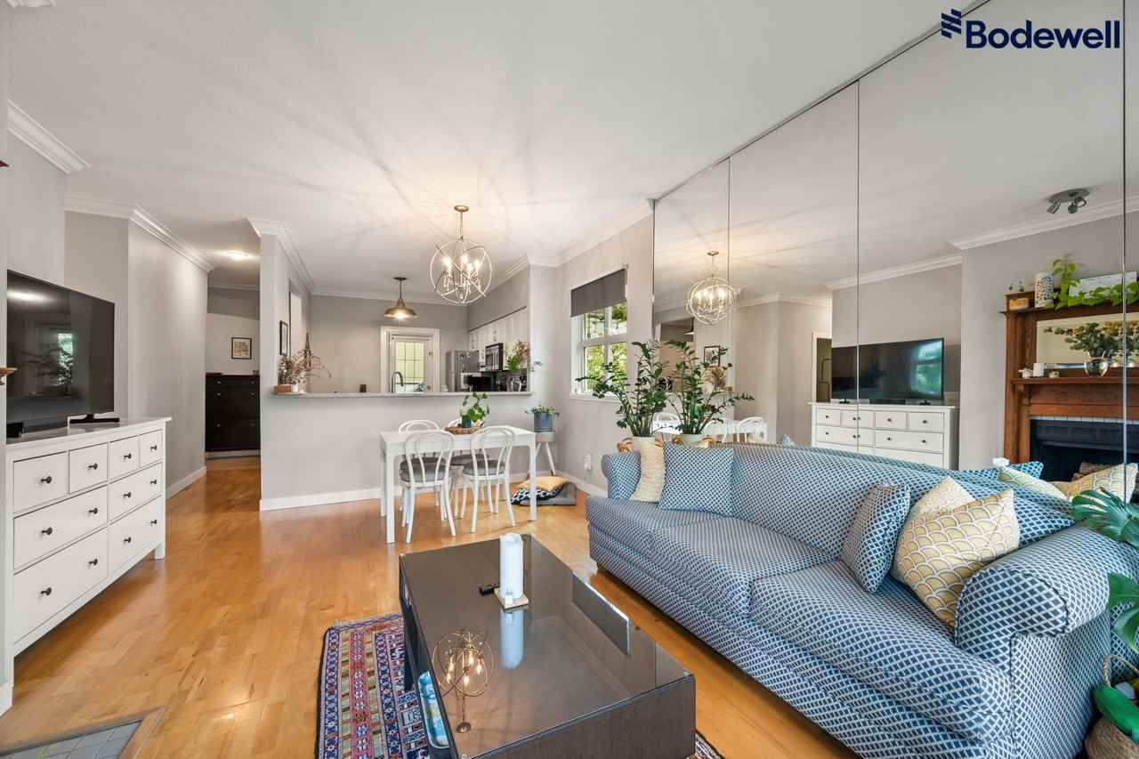 Dover Pointe - Photo 3 of 20