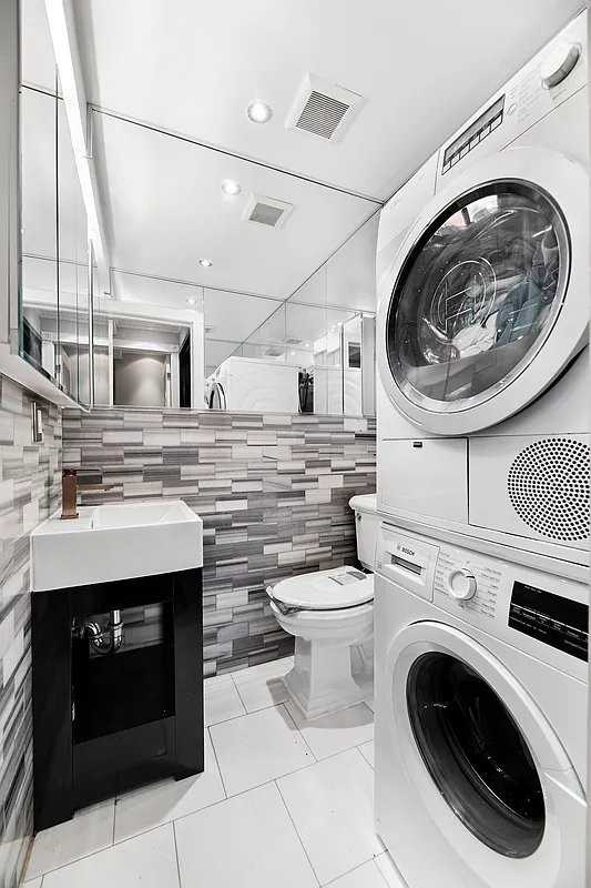 W 51st St #4 - Photo 7 of 8