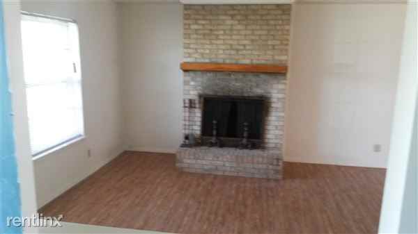 1302 Barbara Dr - Photo 2 of 22