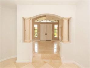 1923 SW 195th Ave - Photo 3 of 29