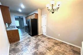 200 High Point Ct - Photo 6 of 10