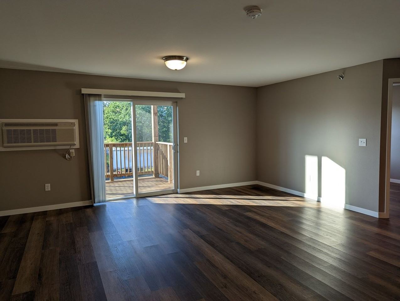 Ridgeview Apartments - Photo 2 of 33