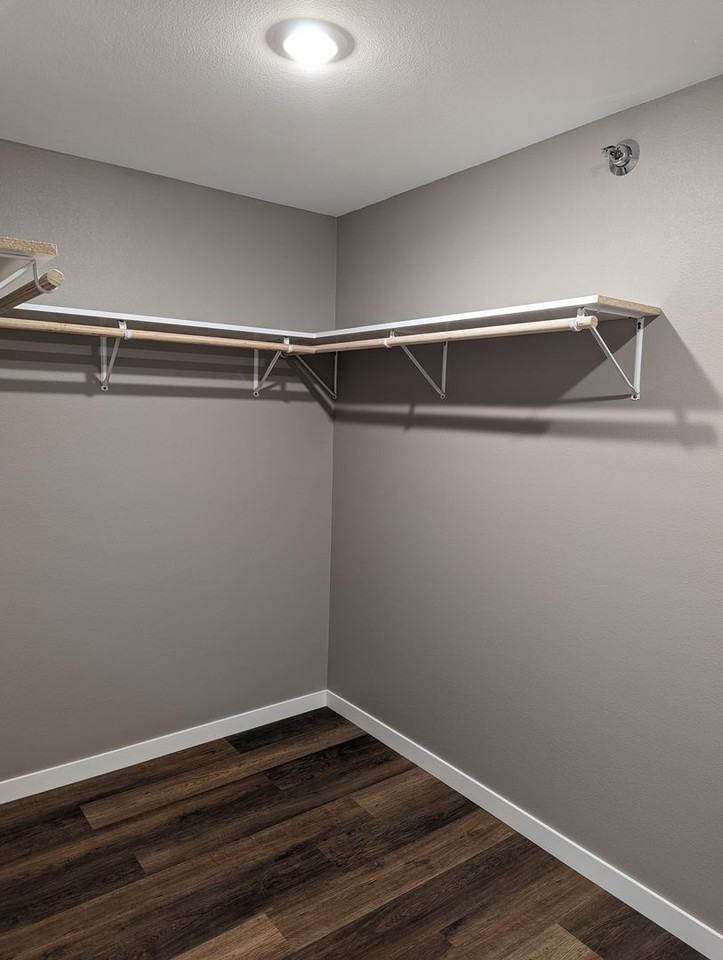 Ridgeview Apartments - Photo 6 of 33