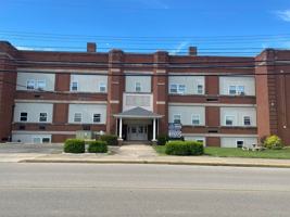 featured image of 100 W Ridge Ave