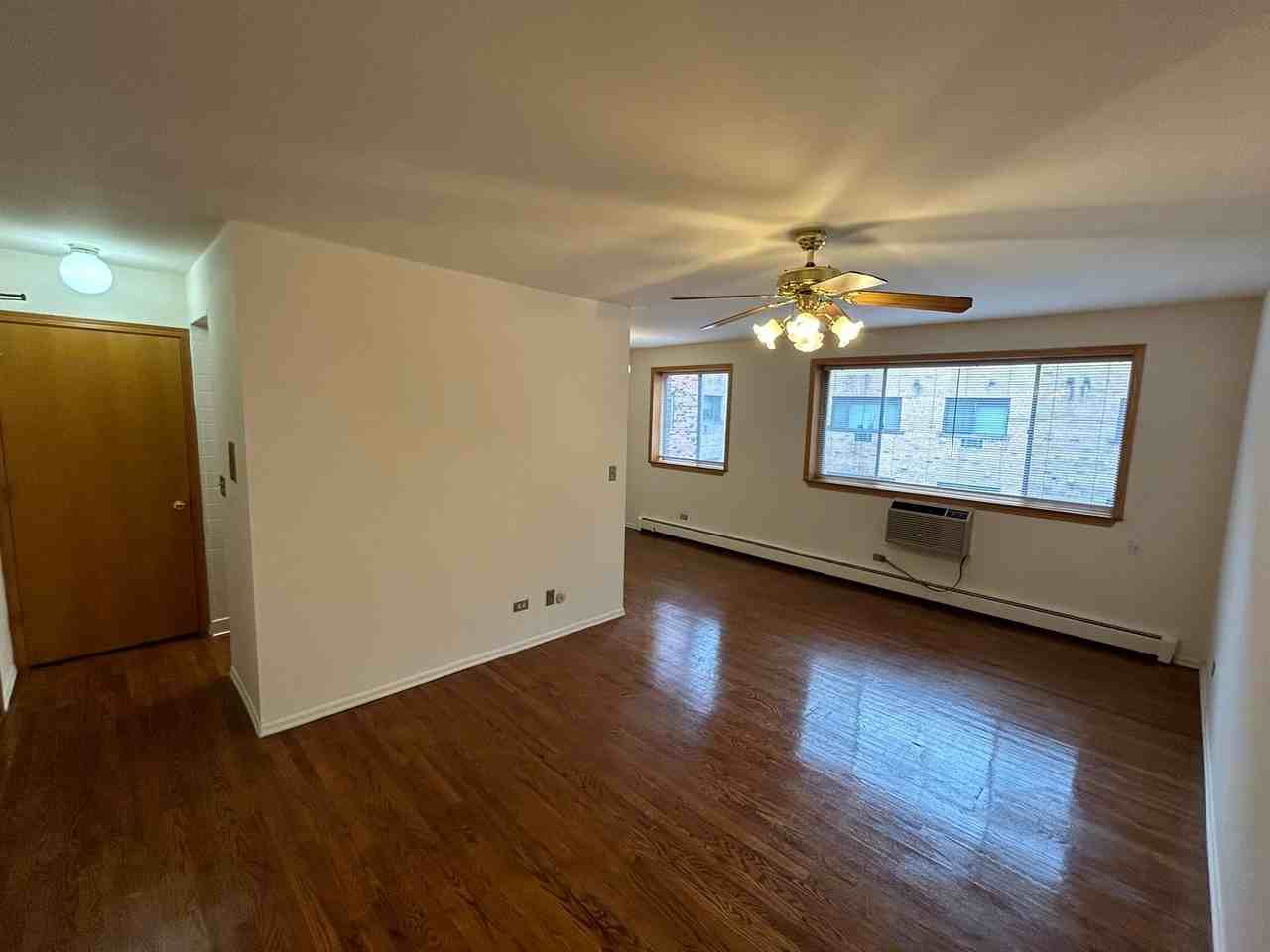 531 W. Deming - Photo 4 of 48