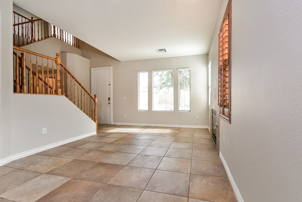 8553 Zelkova Ct - Photo 5 of 17