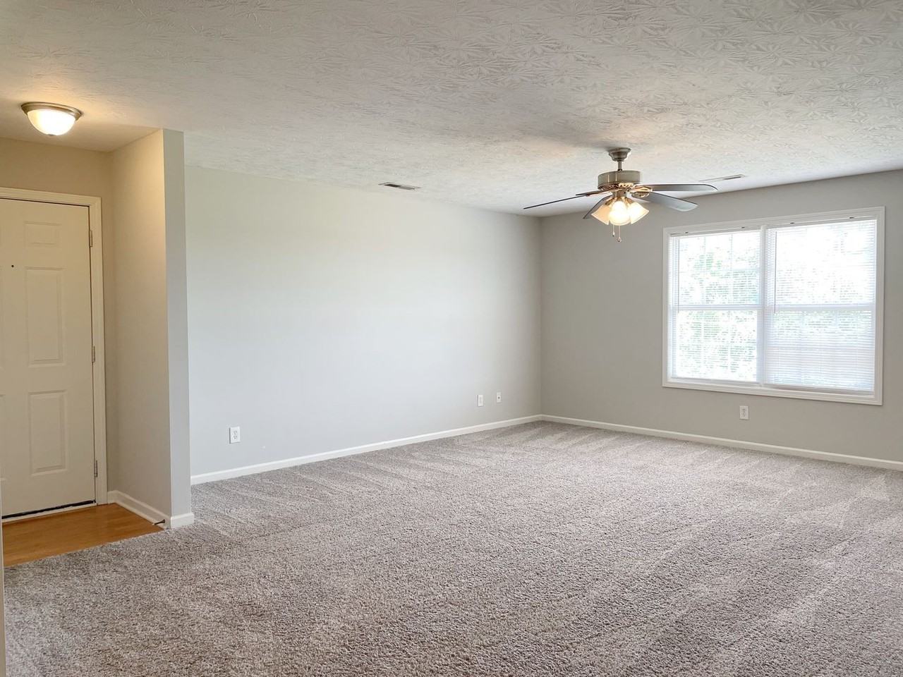 McFadin Station Apartments - Photo 4 of 16