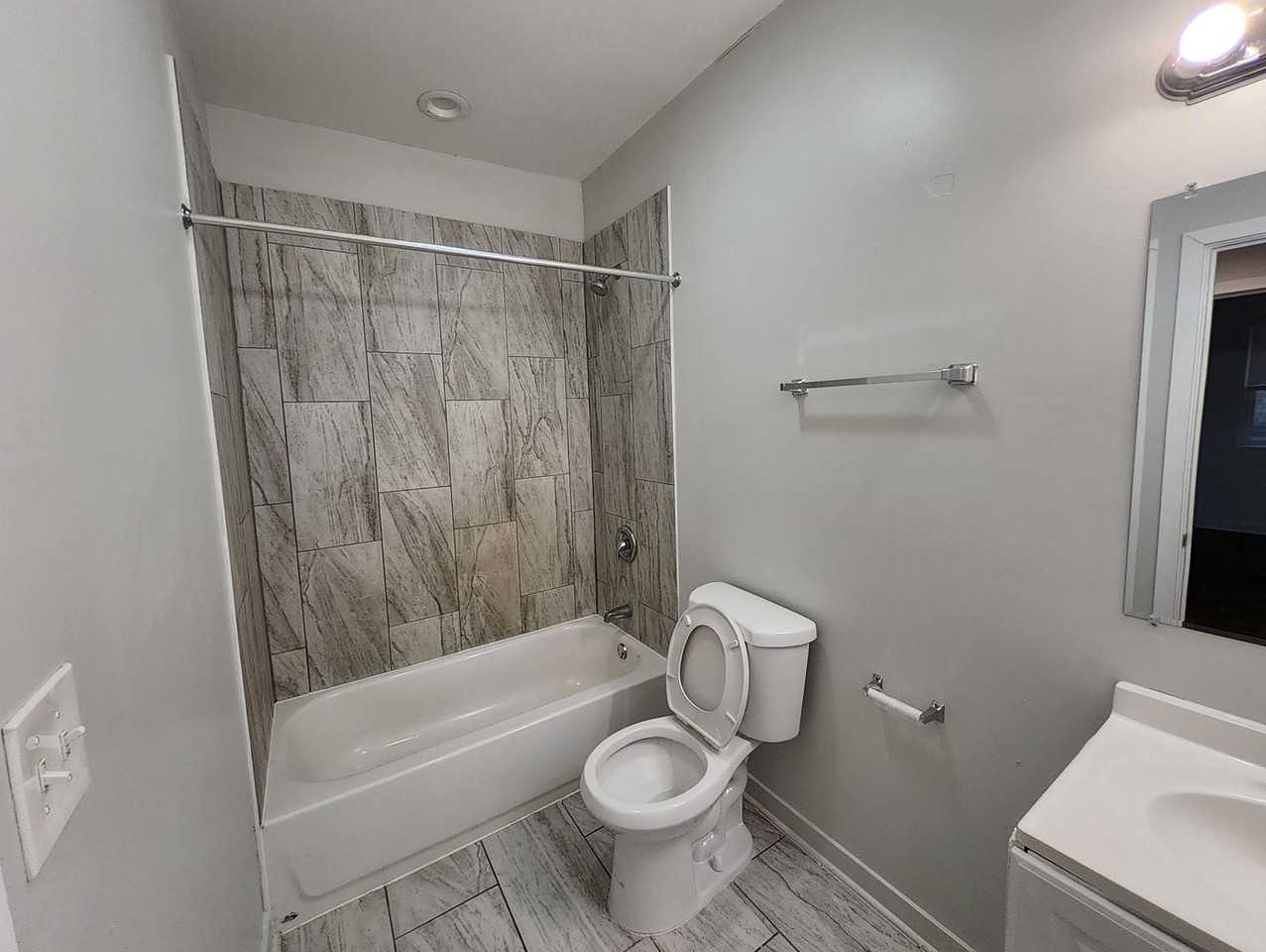 7419-35 S Colfax Ave. - Photo 5 of 21