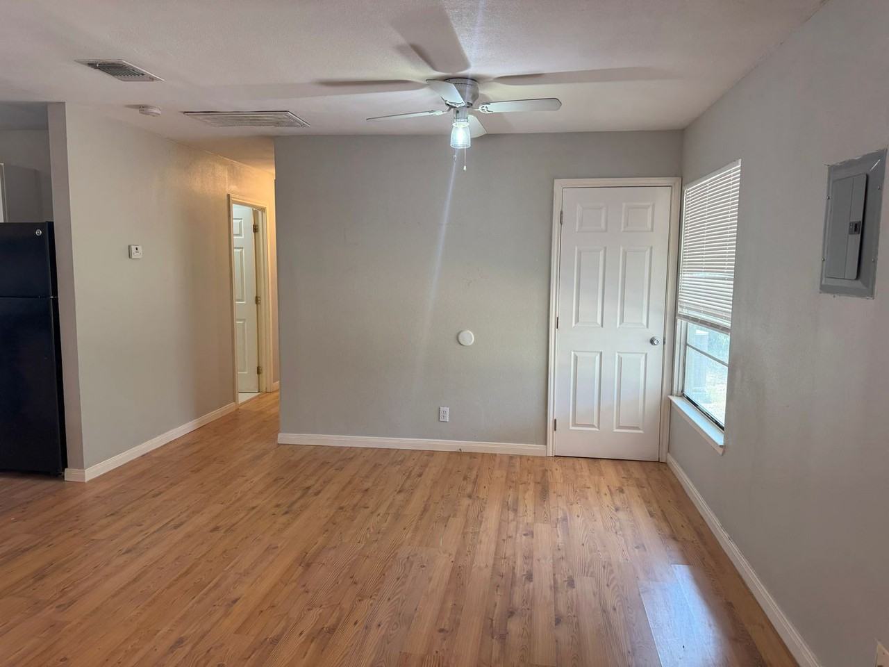 5810 Timberrock Dr - Photo 6 of 21