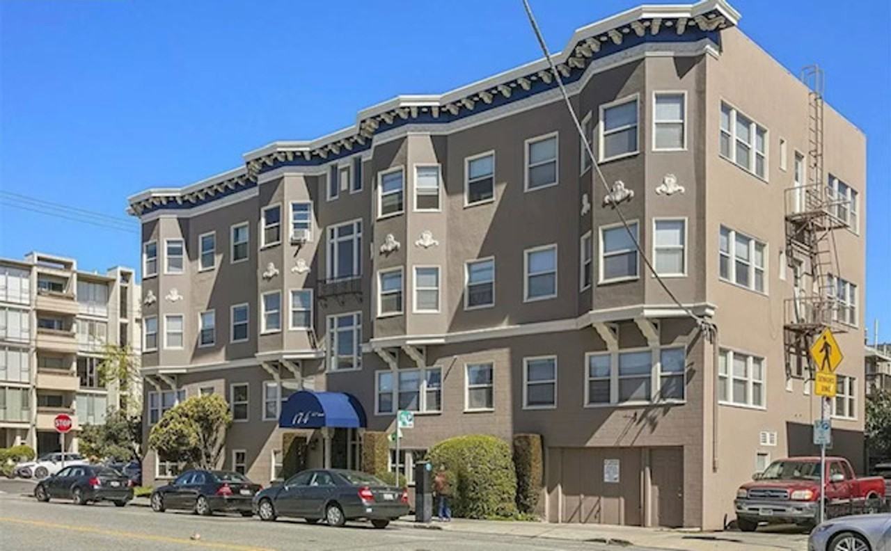 174 41st Street - Photo 2 of 3