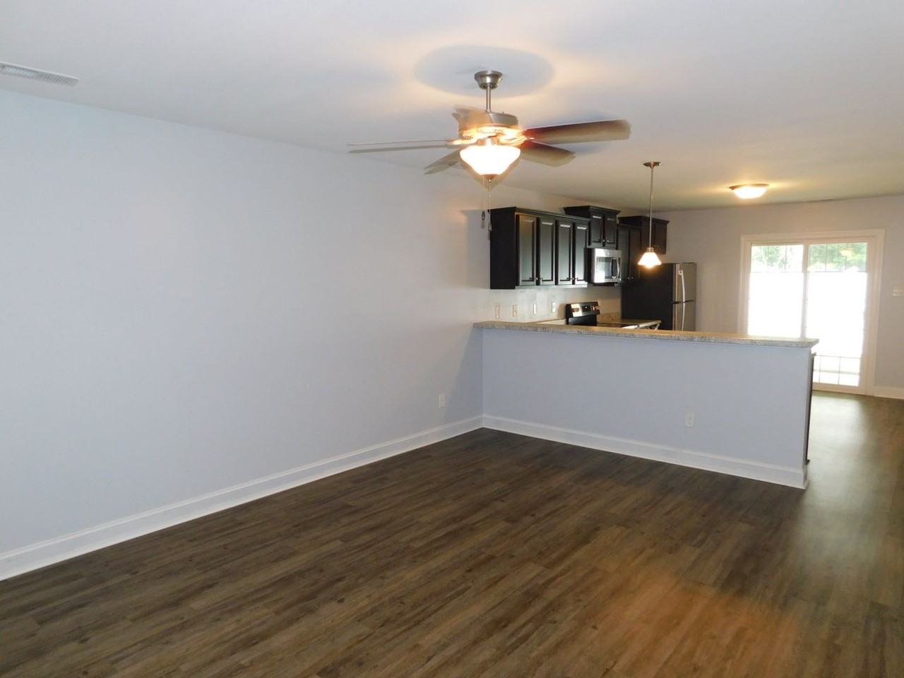 138 Heather Glen Cir - Photo 4 of 21