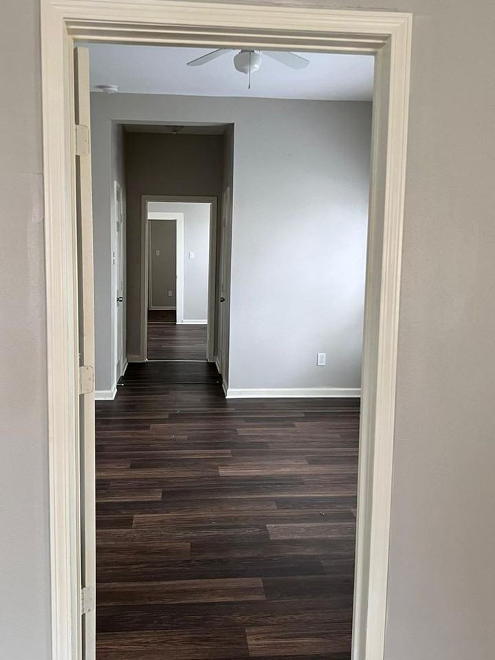 1405 Main Ave - Photo 2 of 11