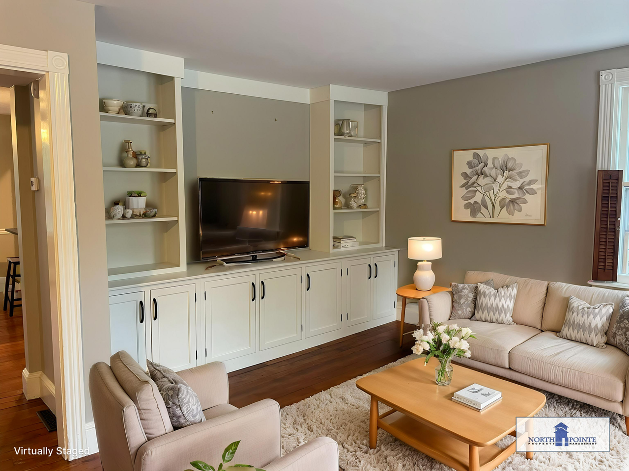 112 E Main St - Photo 3 of 34