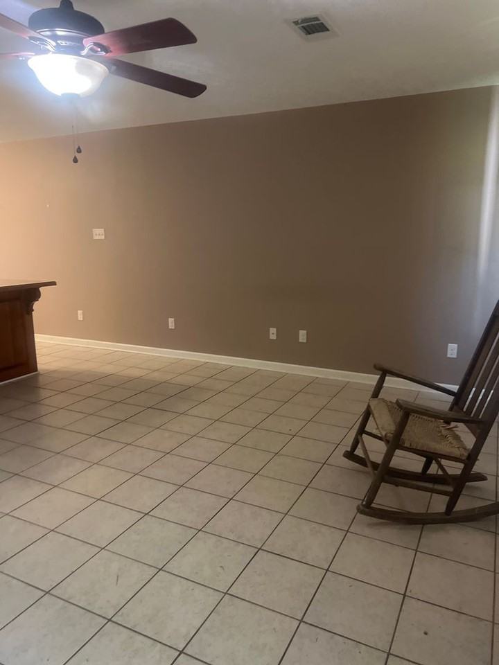 4807 Highway 121 - Photo 3 of 14