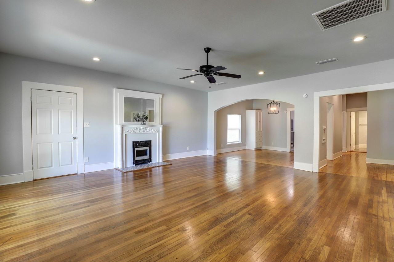 2408 Magnolia St - Photo 3 of 13