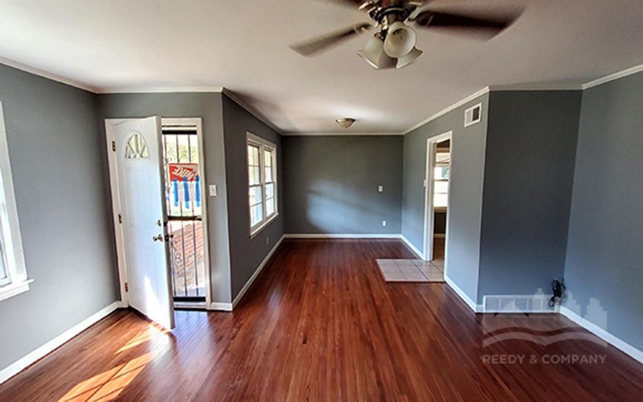 3808 Windcrest Rd - Photo 3 of 6