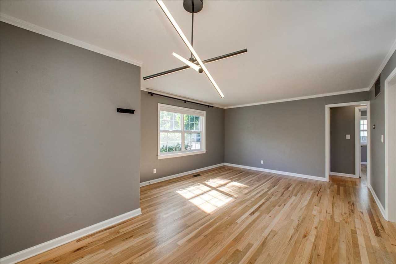 2215 N 23rd St - Photo 5 of 22