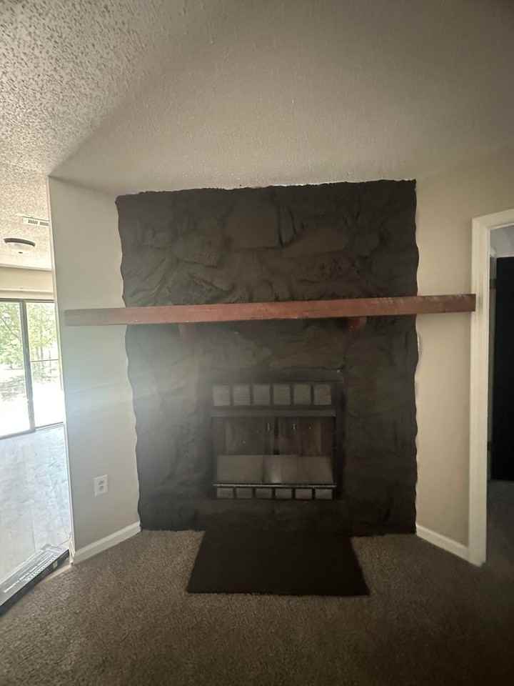 125 Patricia Ln - Photo 3 of 22