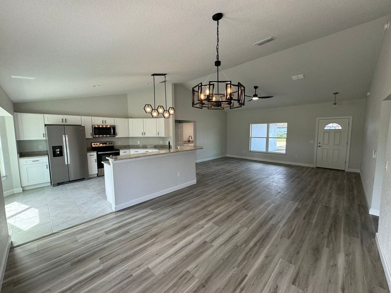 2690 Se 75th Blvd - Photo 5 of 16