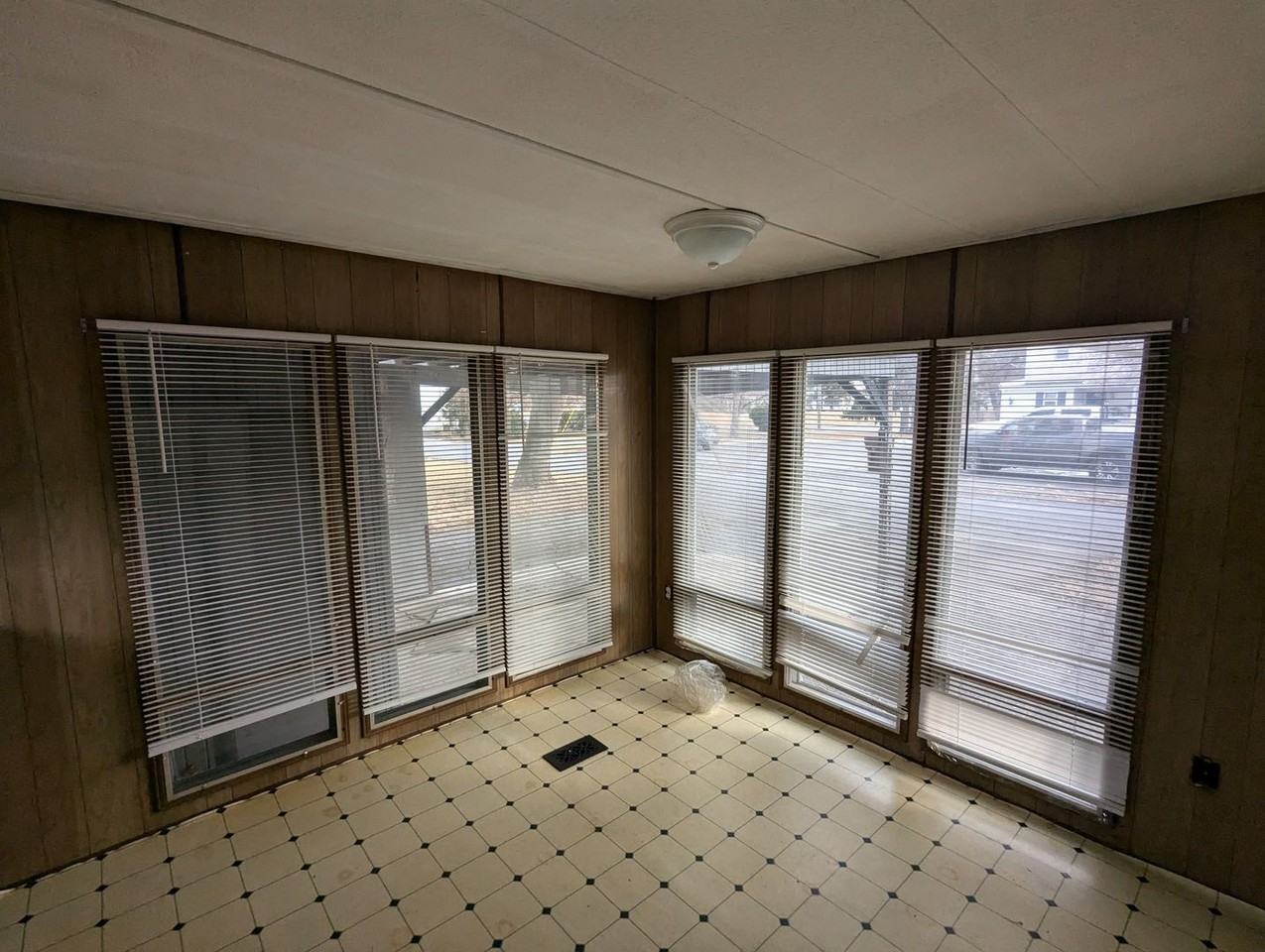 5 Main St - Photo 5 of 13