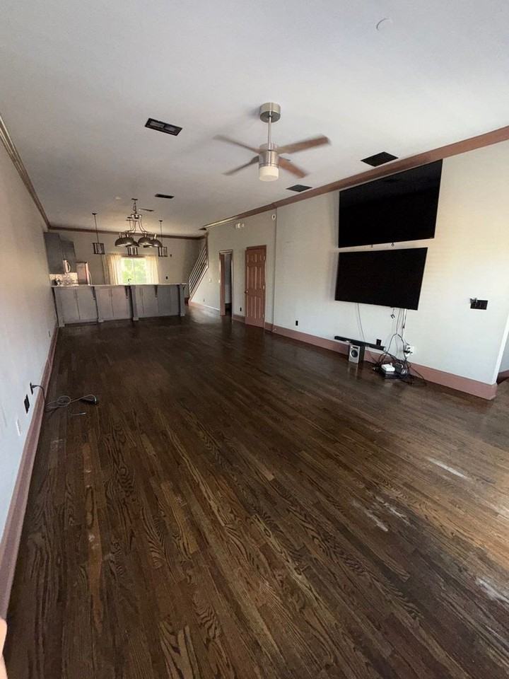 812 Saint Michael St - Photo 2 of 25