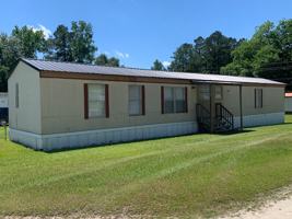 featured image of 2181 Blue Creek Rd