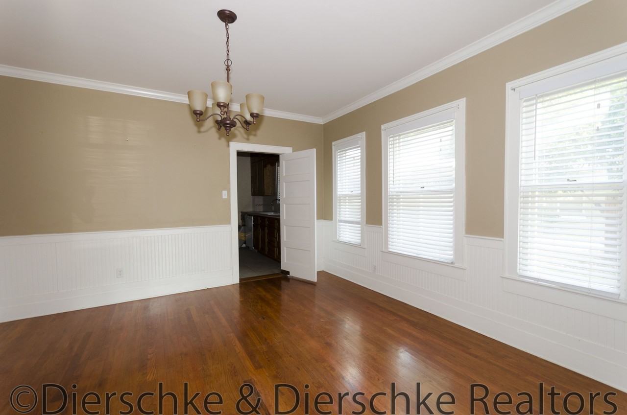 1007 Austin St - Photo 7 of 14