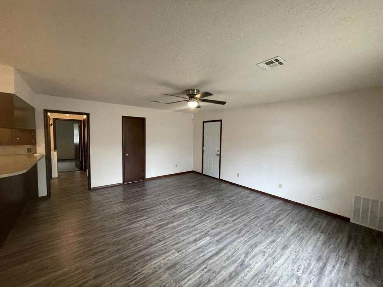 1412 Rebecca Ln - Photo 2 of 12