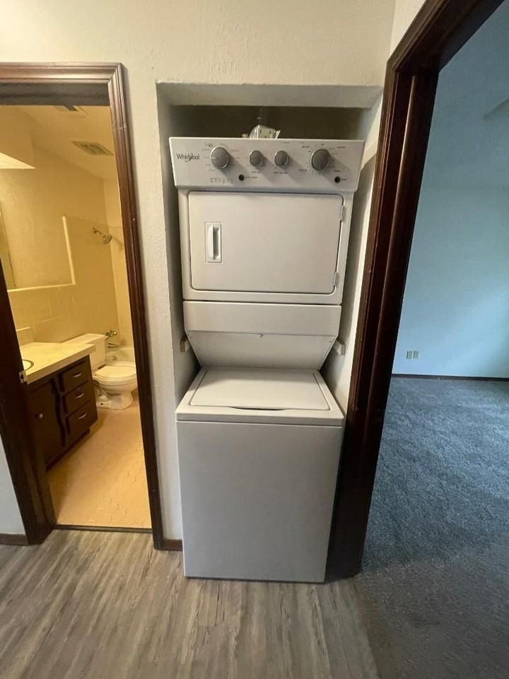 1412 Rebecca Ln - Photo 6 of 12