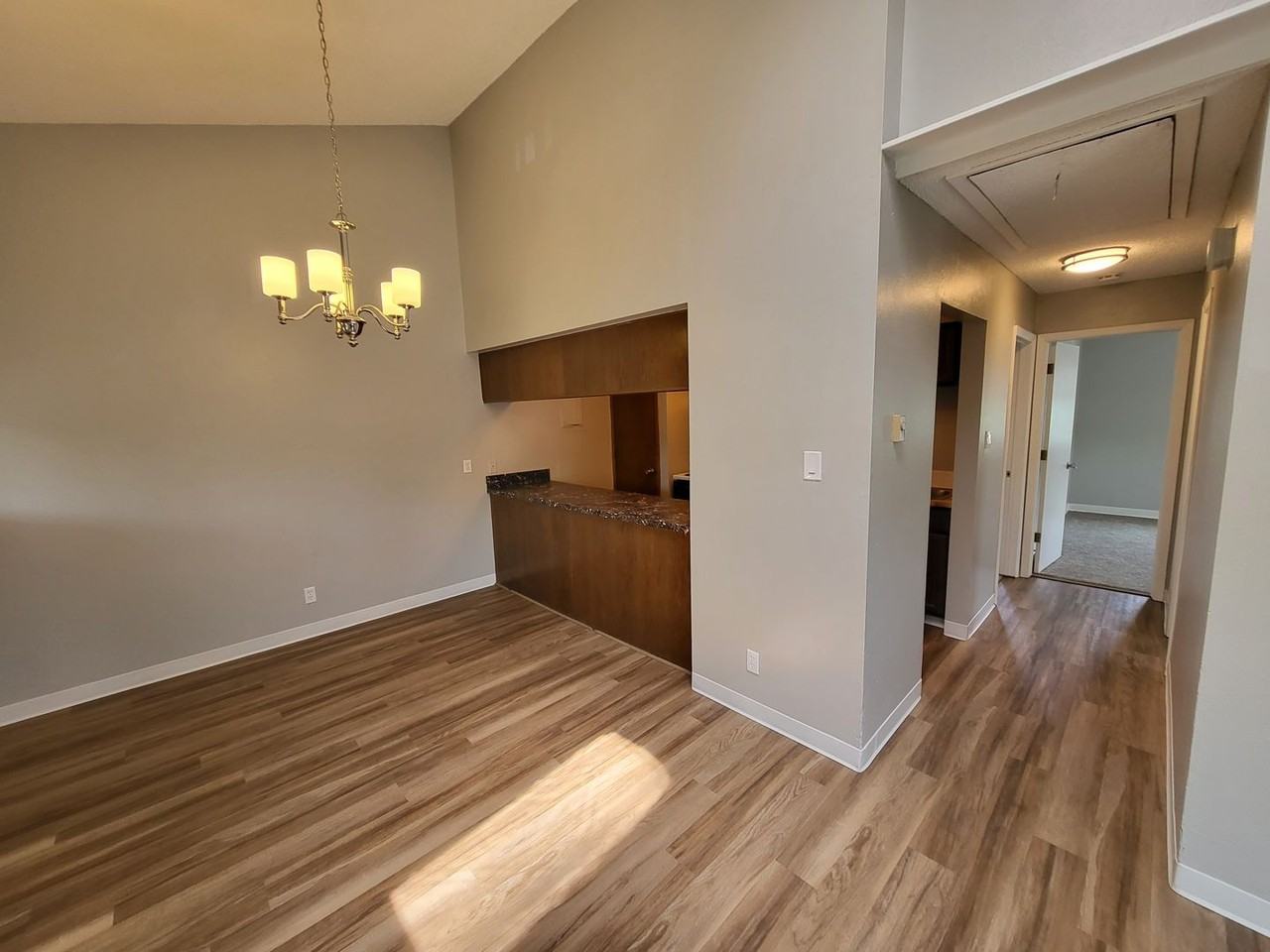 214 S Ingalls St - Photo 3 of 15