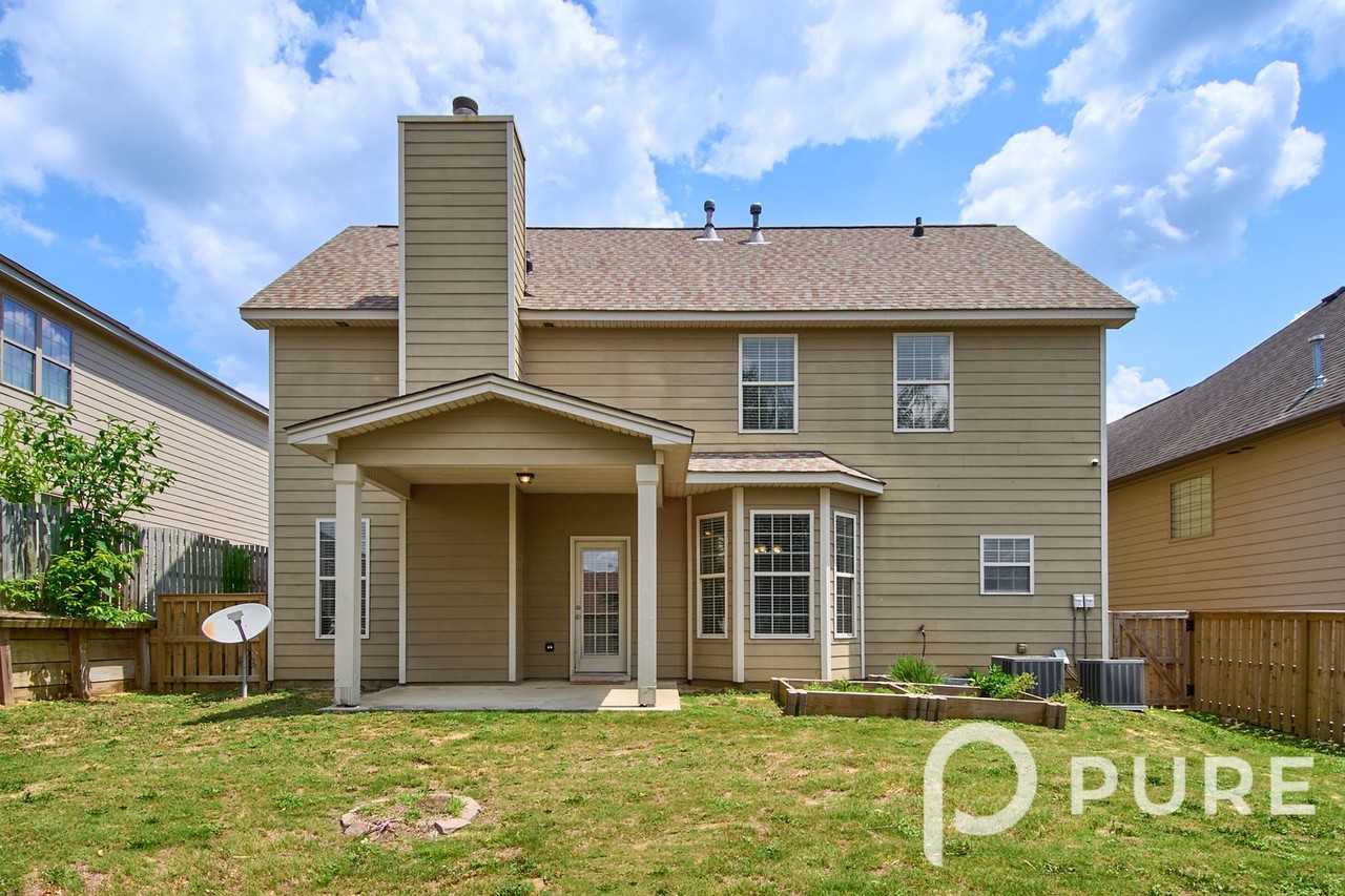 522 Moulton Way - Photo 2 of 30
