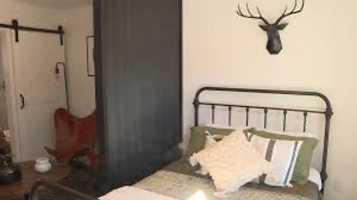 featured image of 518 N Riverside Ave