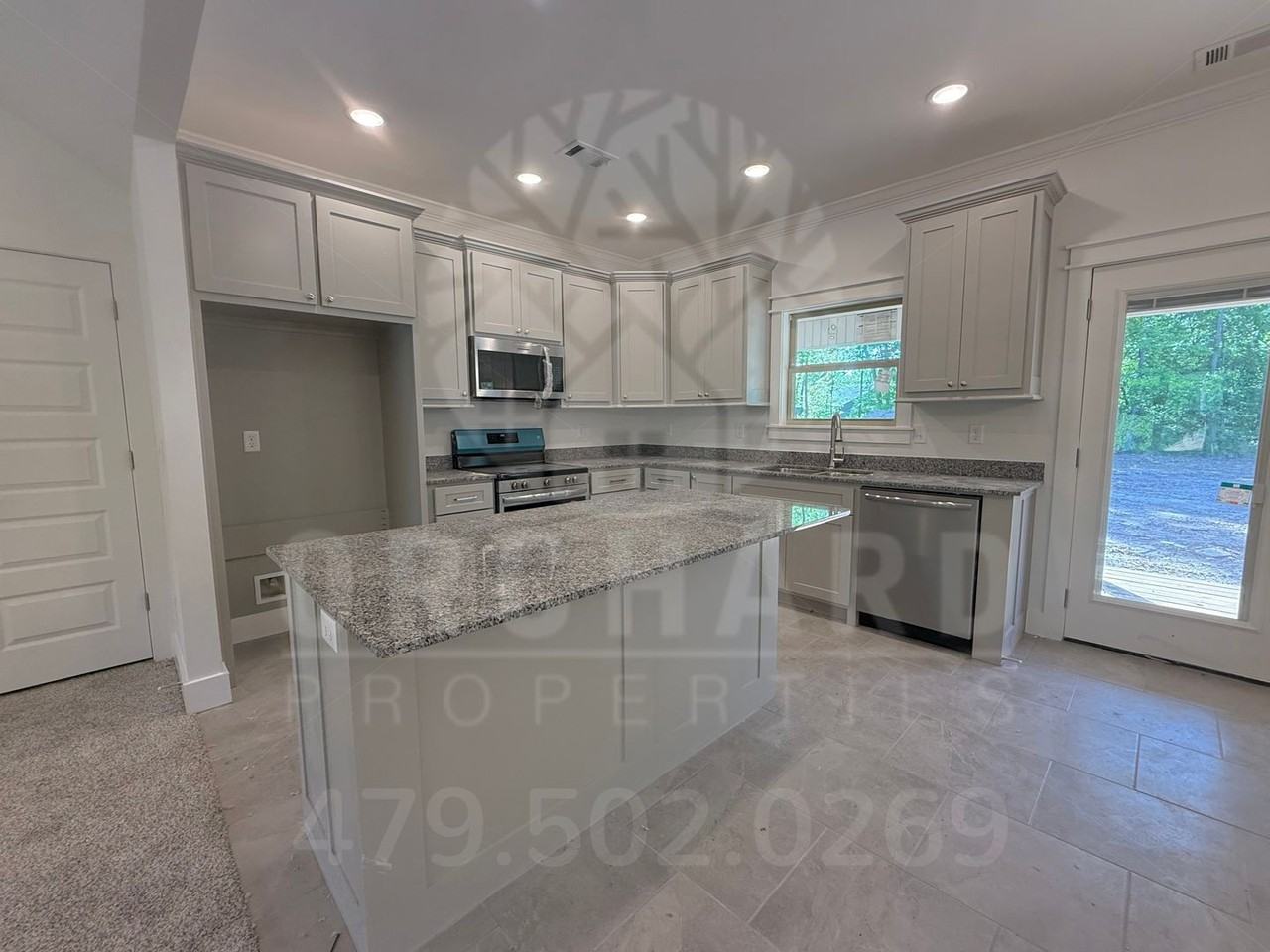 11 Birsay Cir - Photo 2 of 20